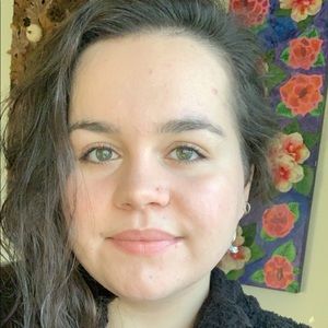 Meet your Posher, Adrianna